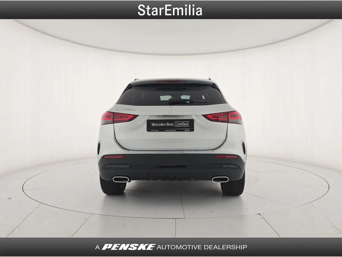 Mercedes-Benz GLA SUV usata a Bologna (4)
