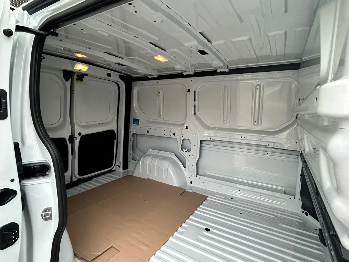 Renault Trafic Furgone nuova a Treviso (10)