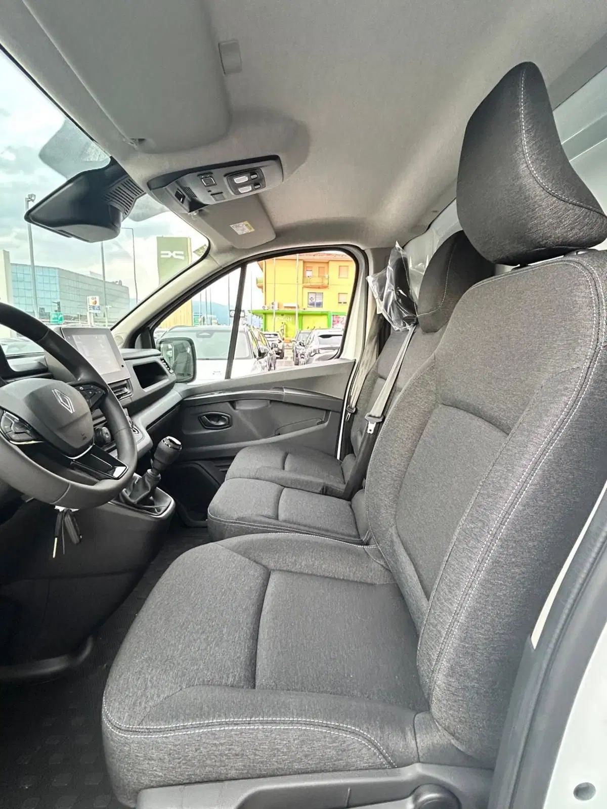 Renault Trafic Furgone nuova a Treviso (11)