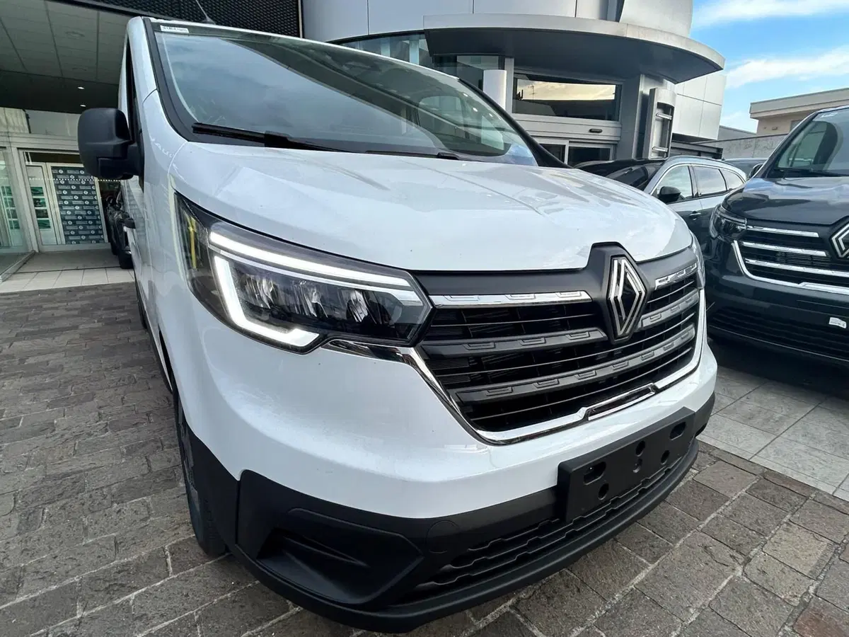 Renault Trafic Furgone nuova a Treviso (6)