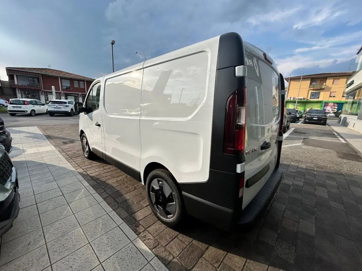Renault Trafic Furgone nuova a Treviso (7)