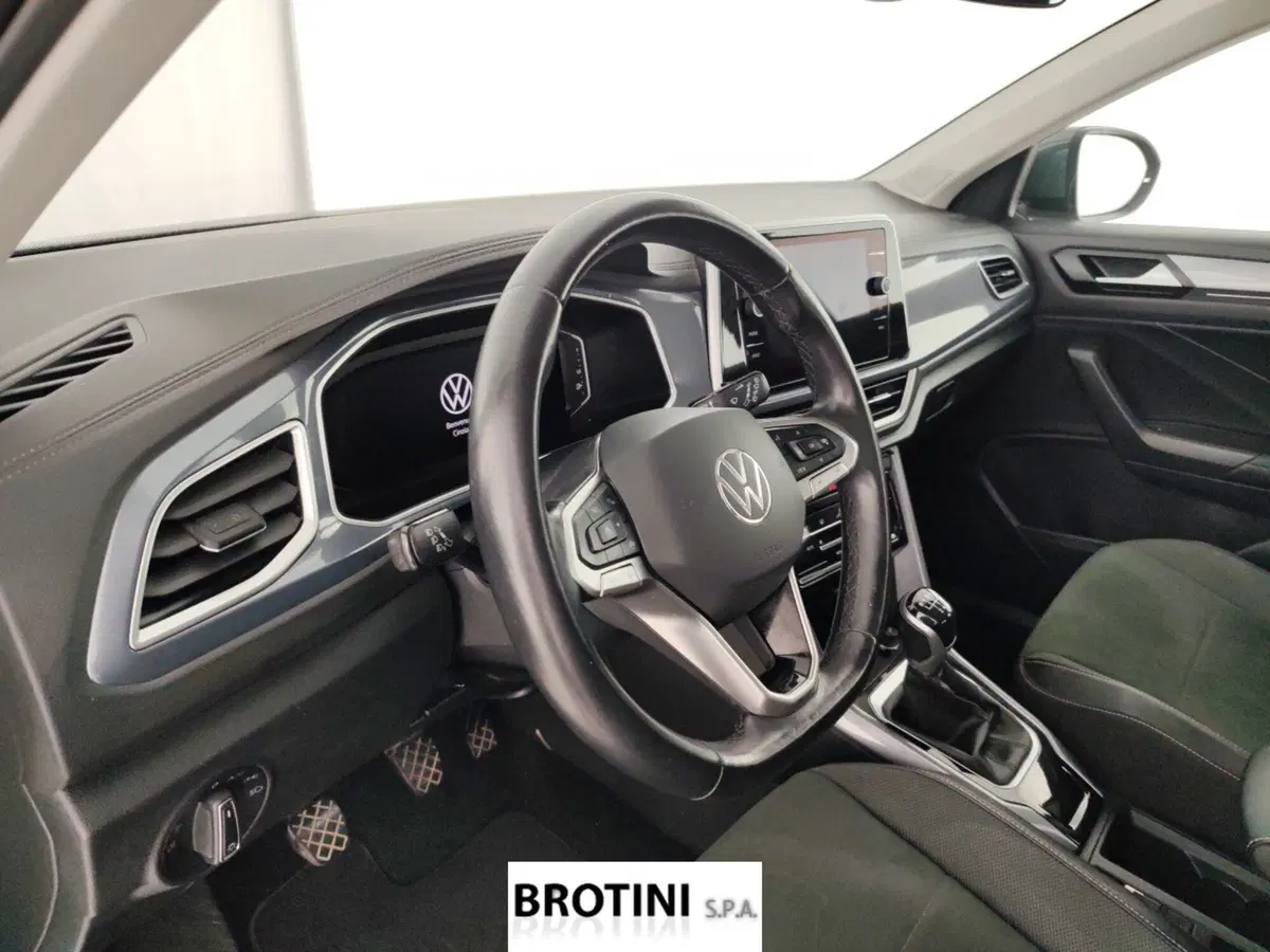 Volkswagen T-Roc usata a Massa-Carrara (8)
