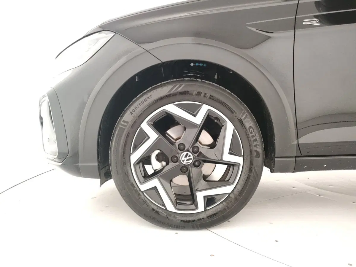 Volkswagen Taigo usata a Napoli (5)