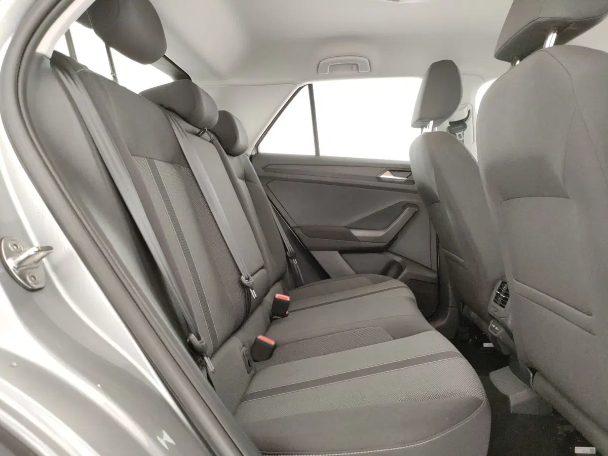 Volkswagen T-Roc usata a Napoli (9)