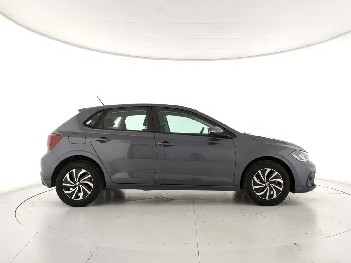 Volkswagen Polo usata a Napoli (3)