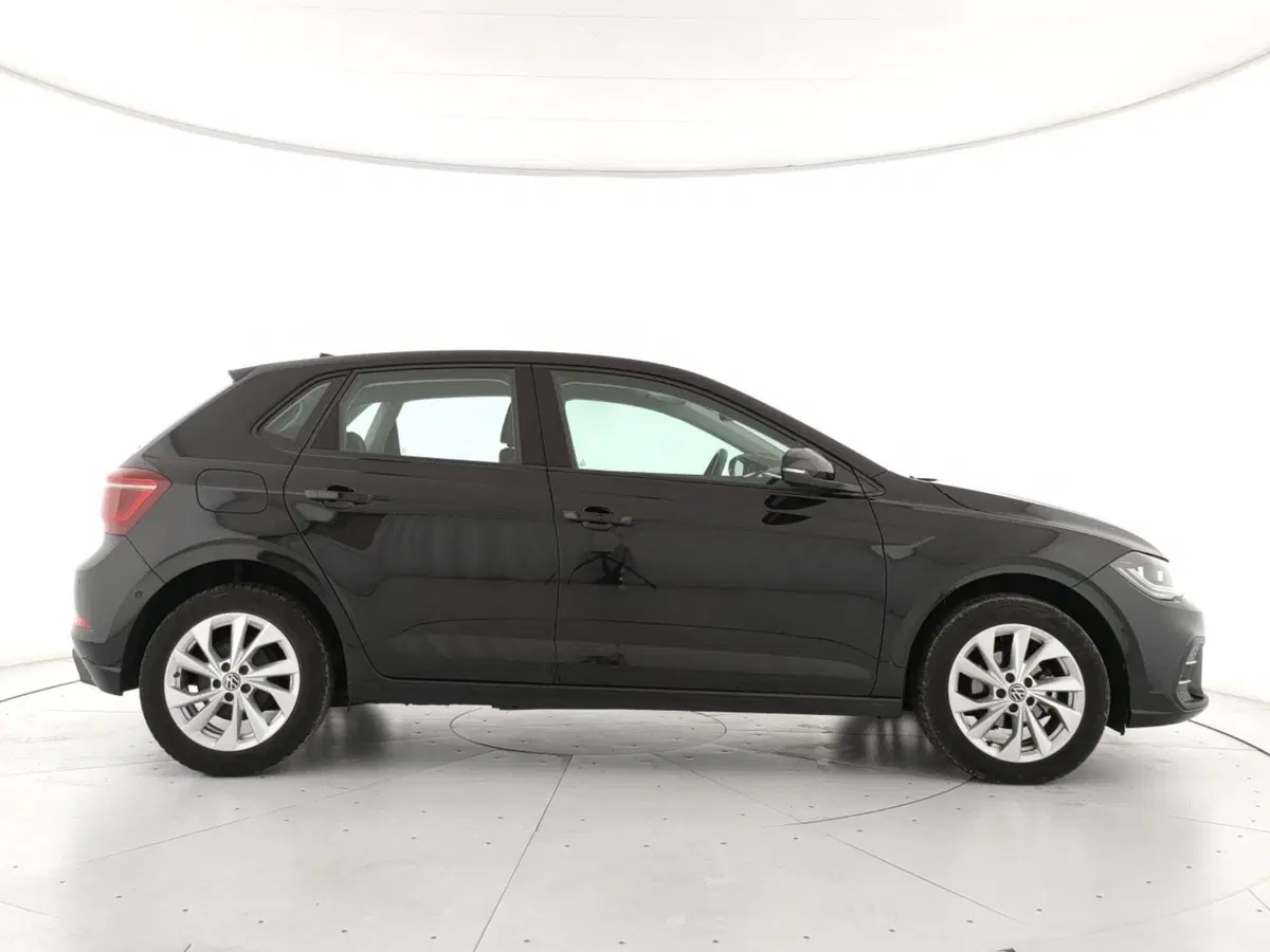 Volkswagen Polo usata a Napoli (3)