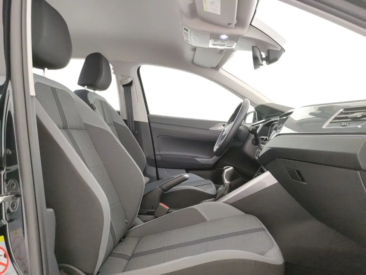 Volkswagen Polo usata a Napoli (7)