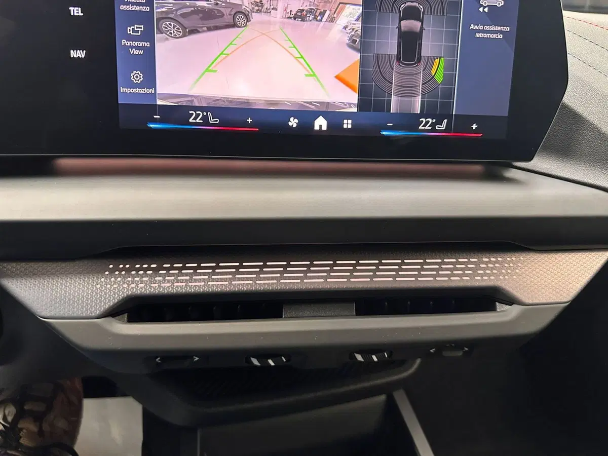 BMW Serie 1 nuova a Cuneo (17)