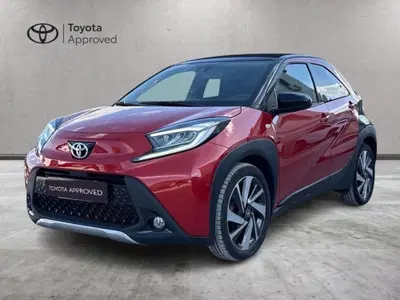 Toyota Aygo X 1.0 Lounge Air 72cv s-cvt del 2022 usata a Palermo