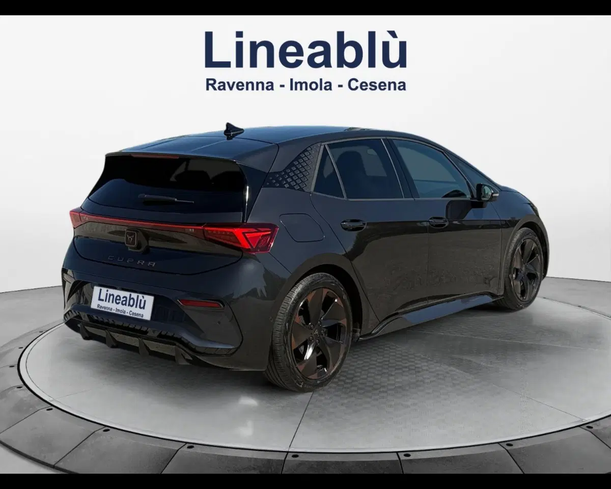 Cupra Born usata a Ravenna (5)