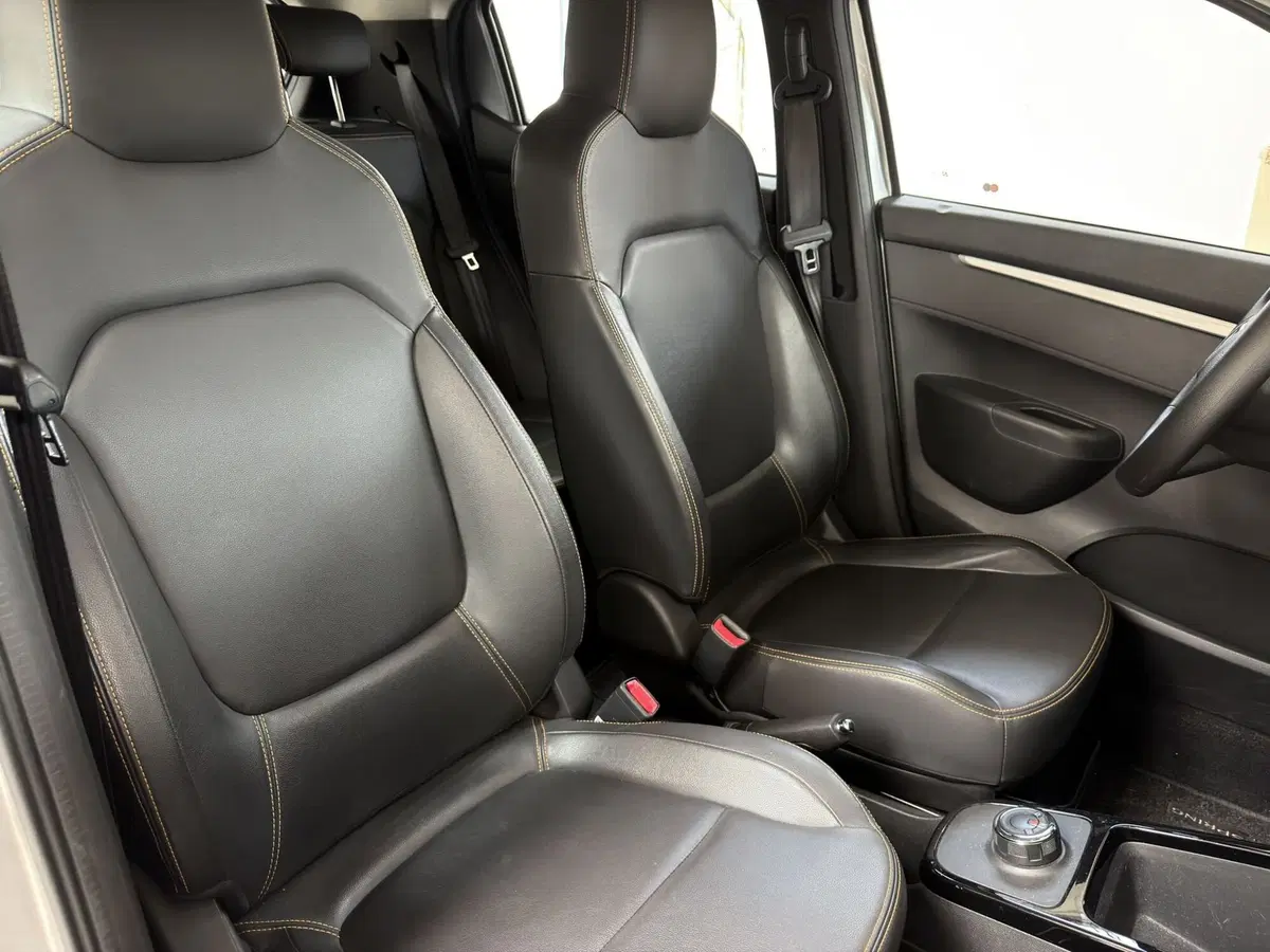 Dacia Spring usata a Milano (15)