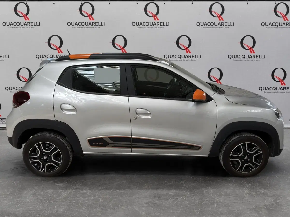 Dacia Spring usata a Milano (3)