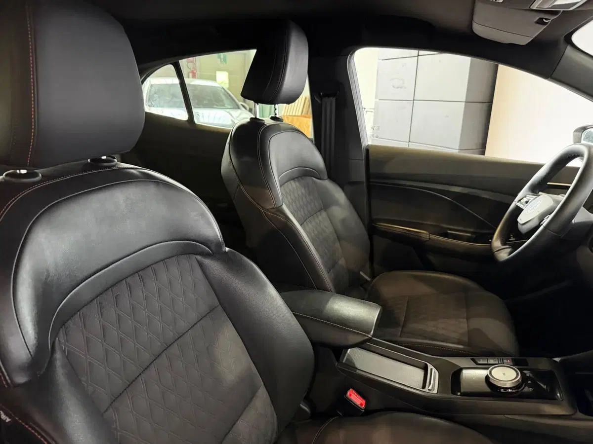 Mg MG3 usata a Milano (15)
