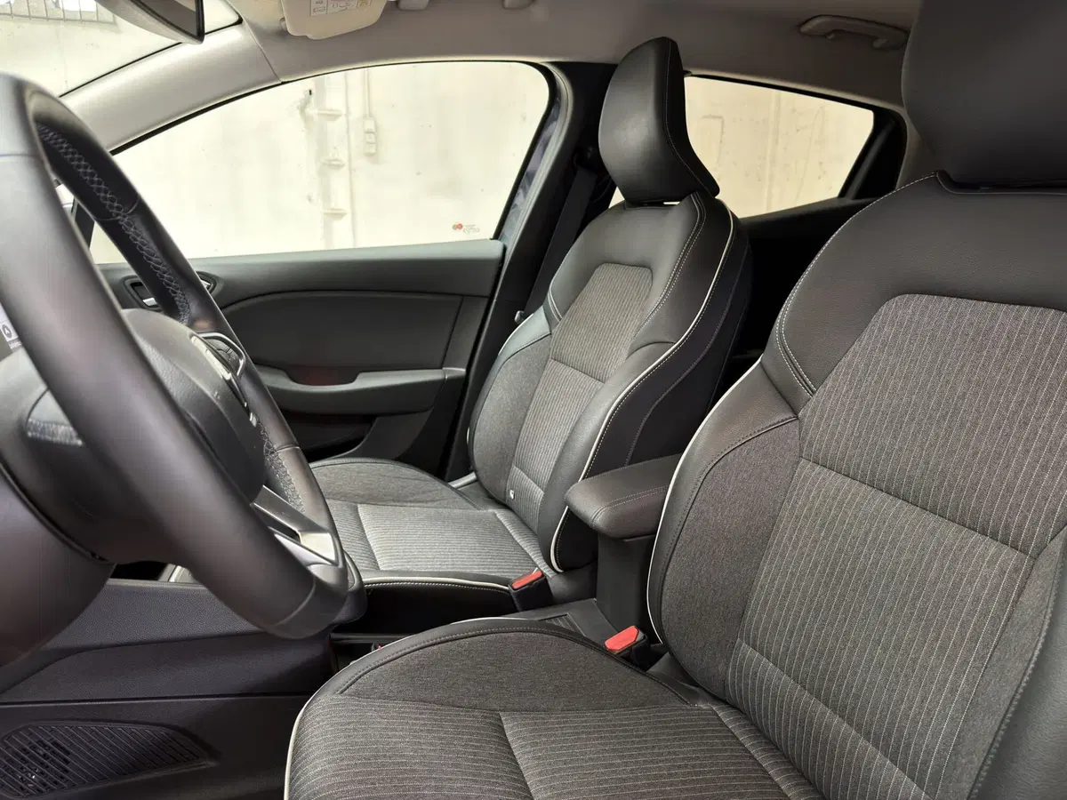 Renault Clio usata a Milano (16)