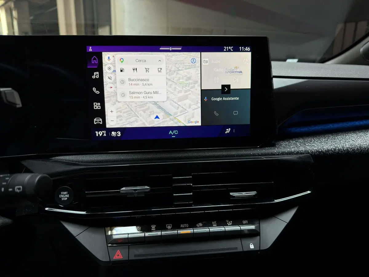 Renault Clio usata a Milano (12)