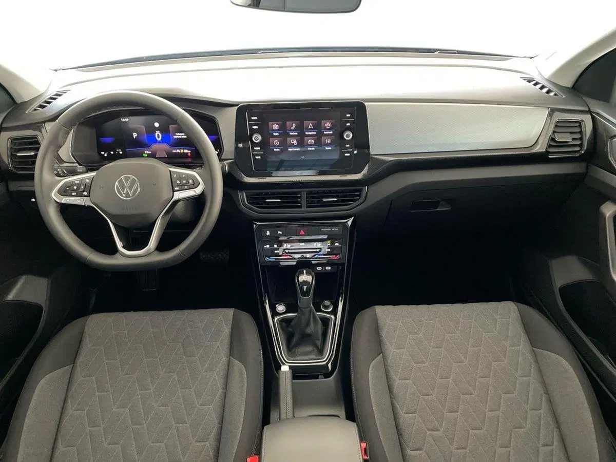 Volkswagen T-Cross nuova a Pistoia (11)