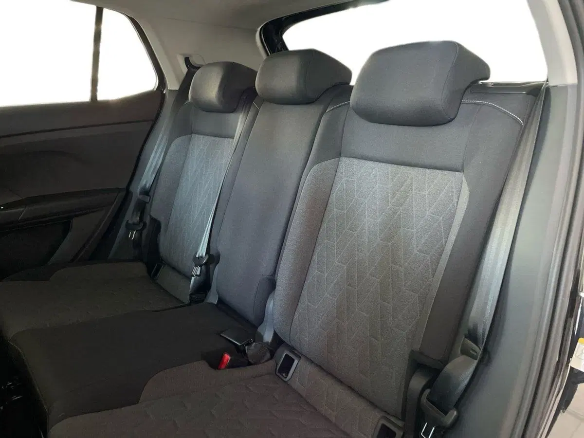 Volkswagen T-Cross nuova a Pistoia (12)