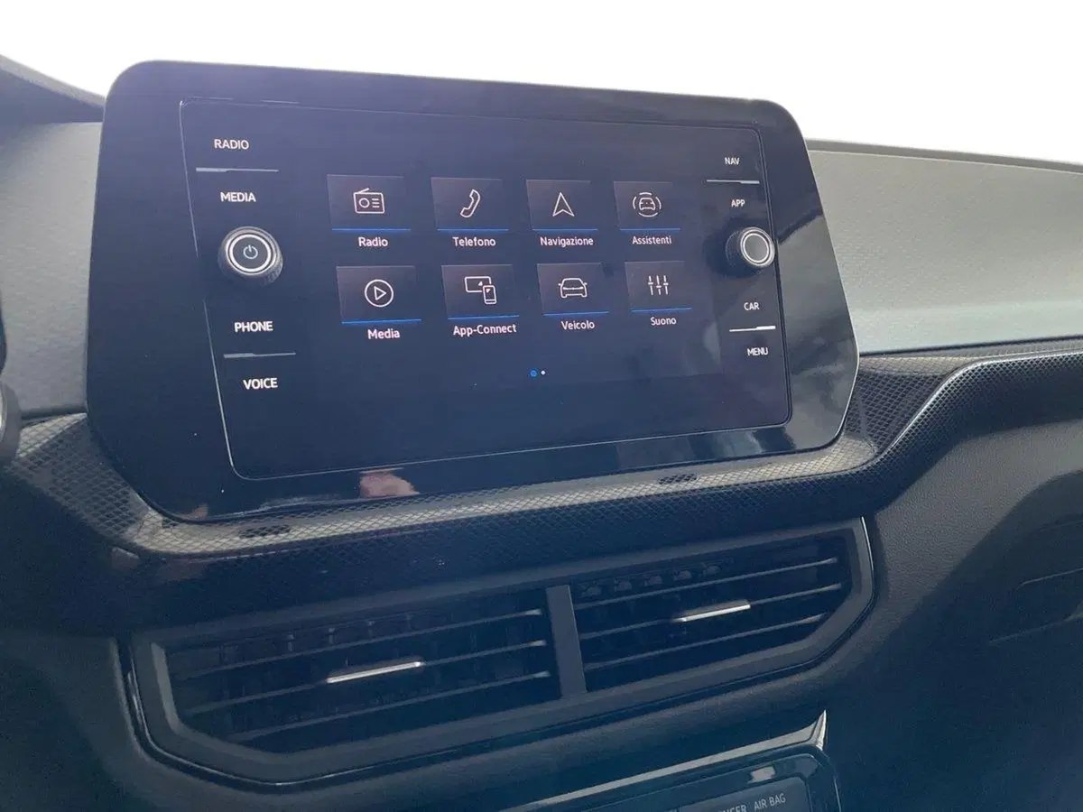 Volkswagen T-Cross nuova a Pistoia (14)