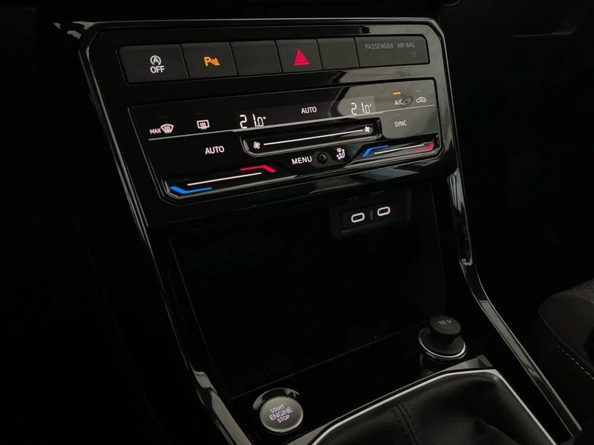 Volkswagen T-Cross nuova a Pistoia (15)