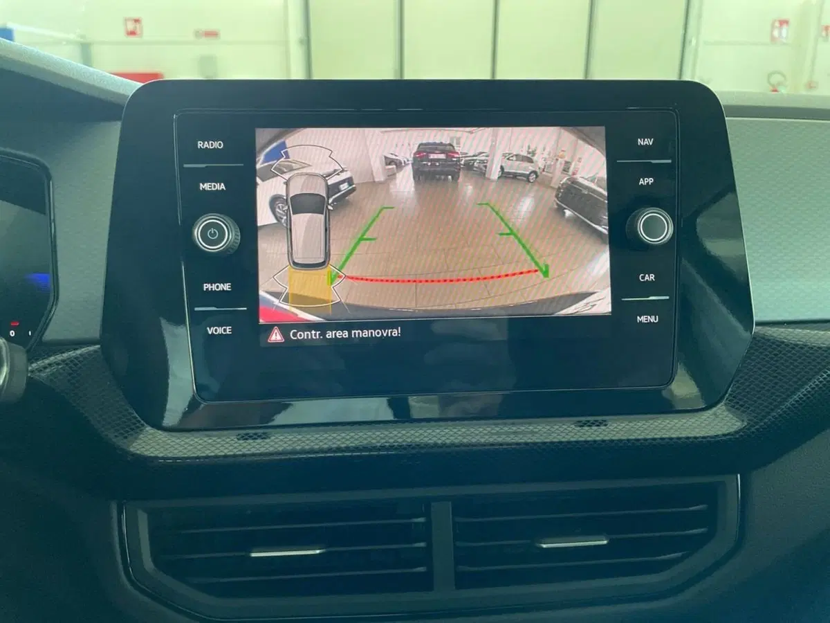 Volkswagen T-Cross nuova a Pistoia (17)