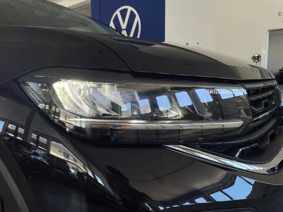 Volkswagen T-Cross nuova a Pistoia (7)