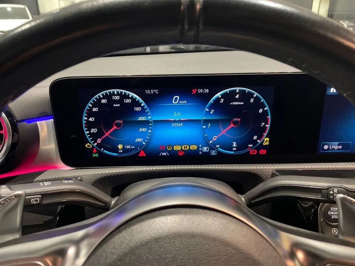 Mercedes-Benz CLA Shooting Brake usata a Firenze (13)