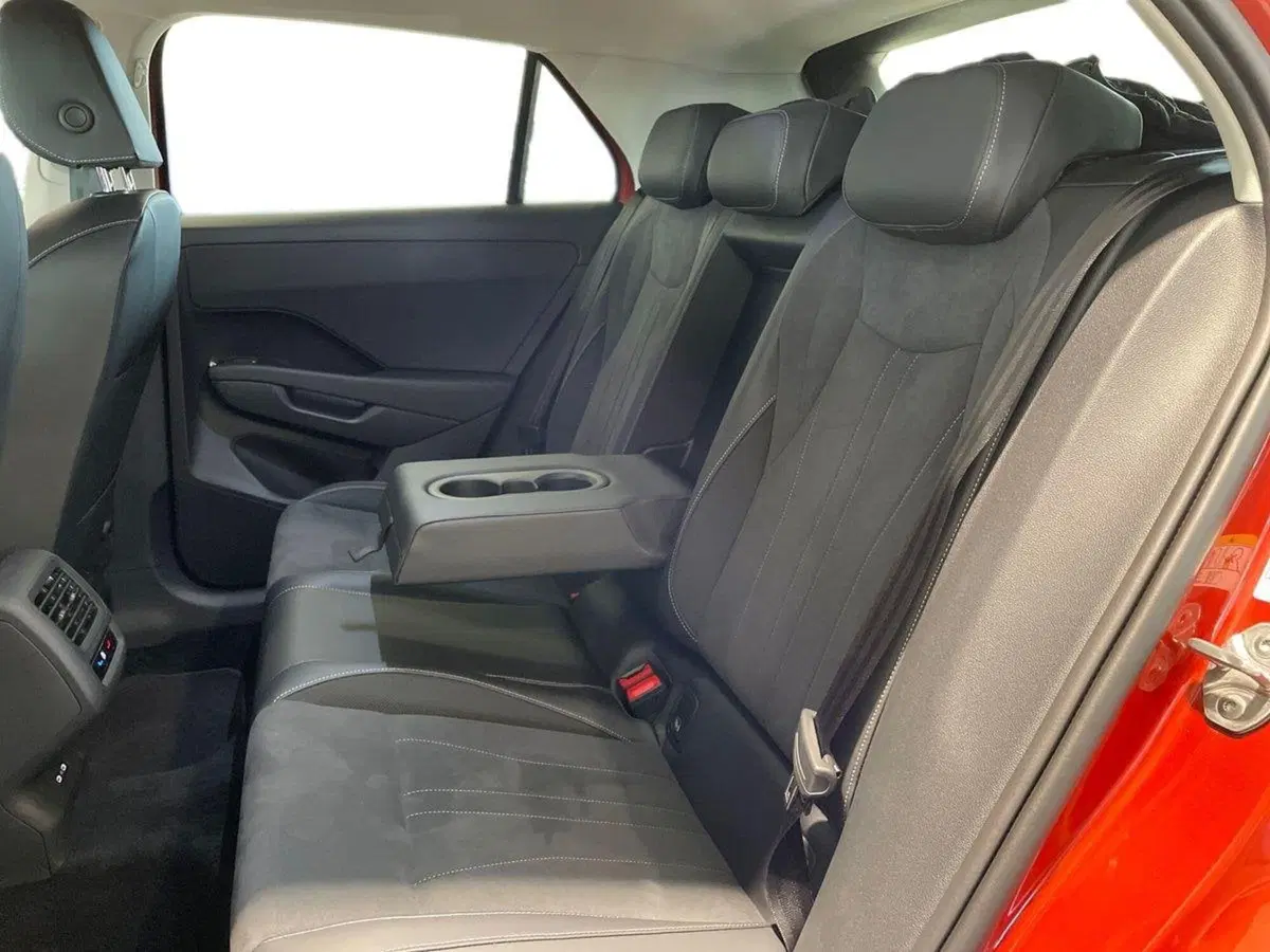 Volkswagen T-Roc usata a Pistoia (12)