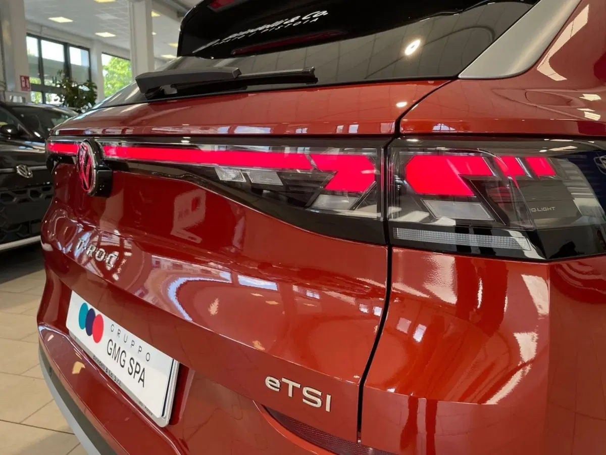 Volkswagen T-Roc usata a Pistoia (16)