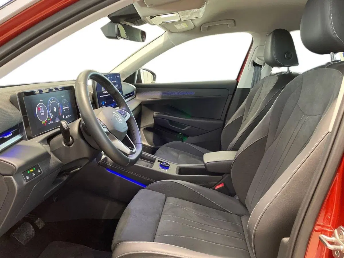Volkswagen T-Roc usata a Pistoia (9)
