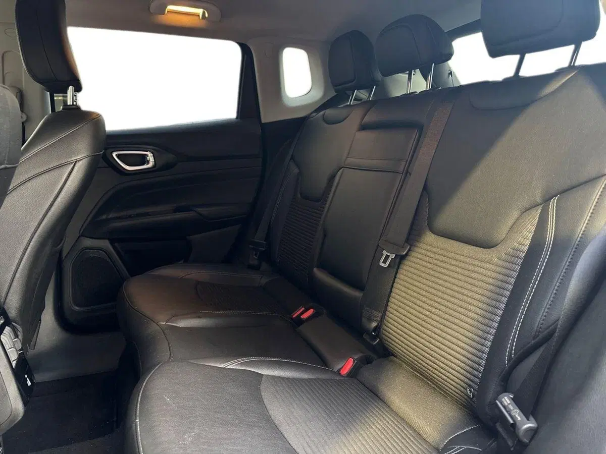 Jeep Compass usata a Prato (12)