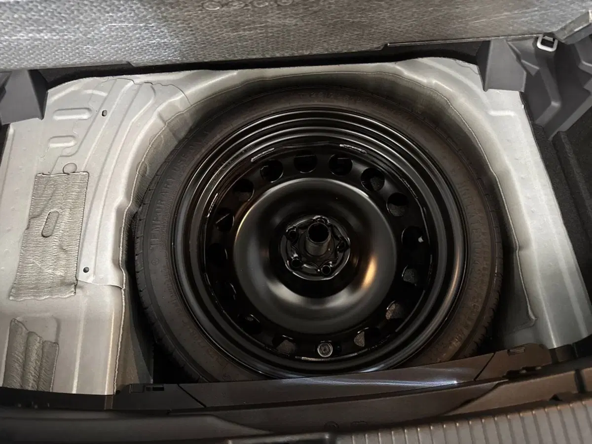 Volkswagen T-Cross nuova a Prato (16)