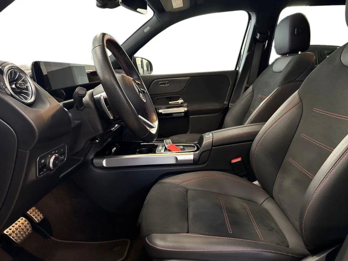Mercedes-Benz EQB usata a Firenze (10)