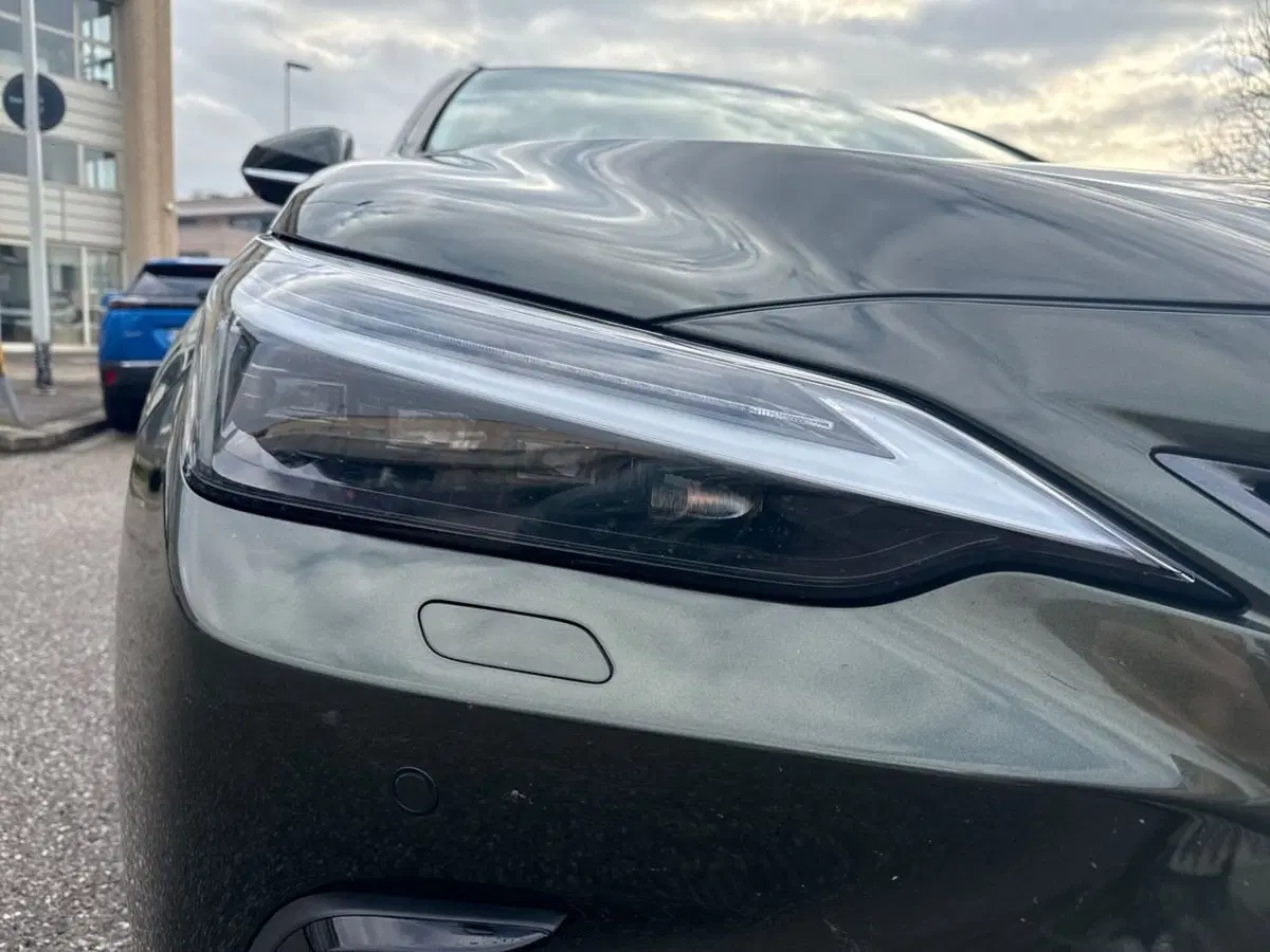 Lexus NX usata a Prato (7)