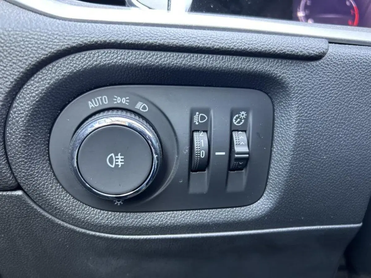 Opel Grandland usata a Cuneo (17)