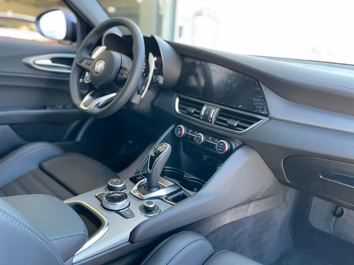 Alfa Romeo Giulia nuova a Ancona (14)
