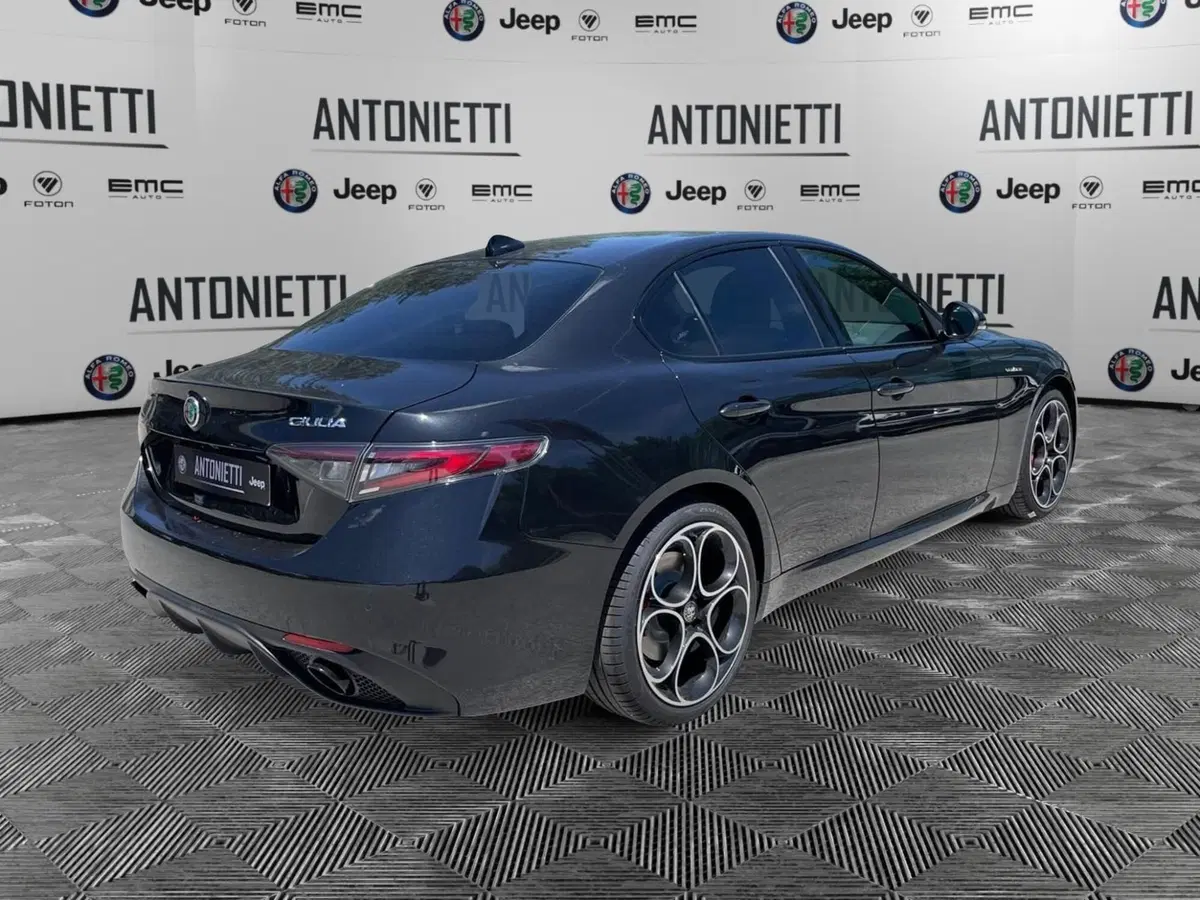 Alfa Romeo Giulia nuova a Ancona (5)