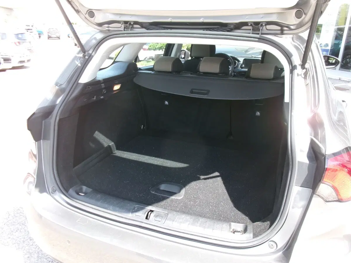 Fiat Tipo Station Wagon usata a Venezia (18)