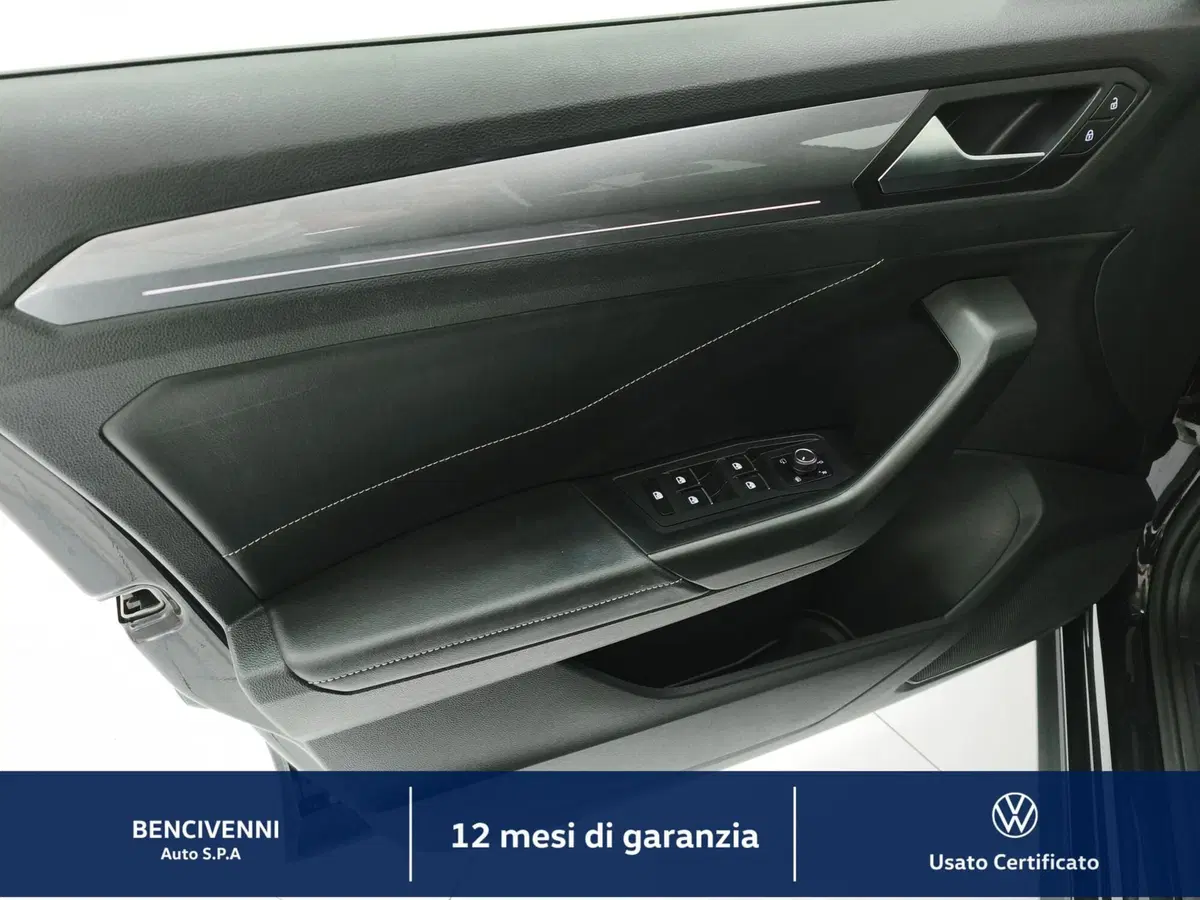 Volkswagen T-Roc usata a Catanzaro (16)
