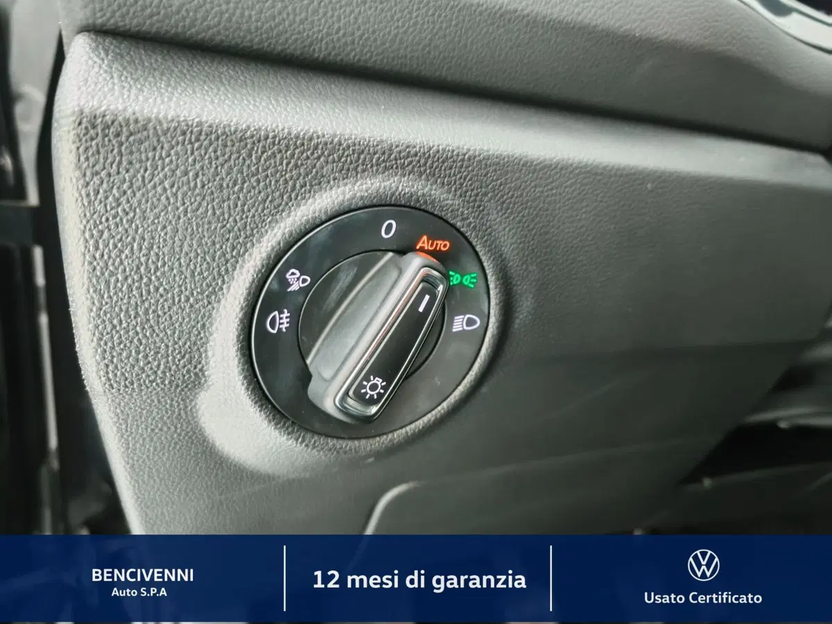 Volkswagen T-Roc usata a Catanzaro (17)
