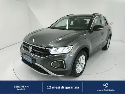 Volkswagen T-Roc 2.0 tdi Life 150cv dsg del 2025 usata a Catanzaro