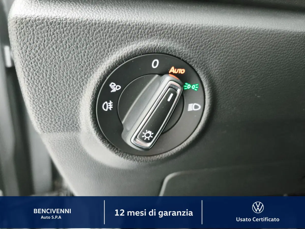 Volkswagen T-Roc usata a Catanzaro (19)