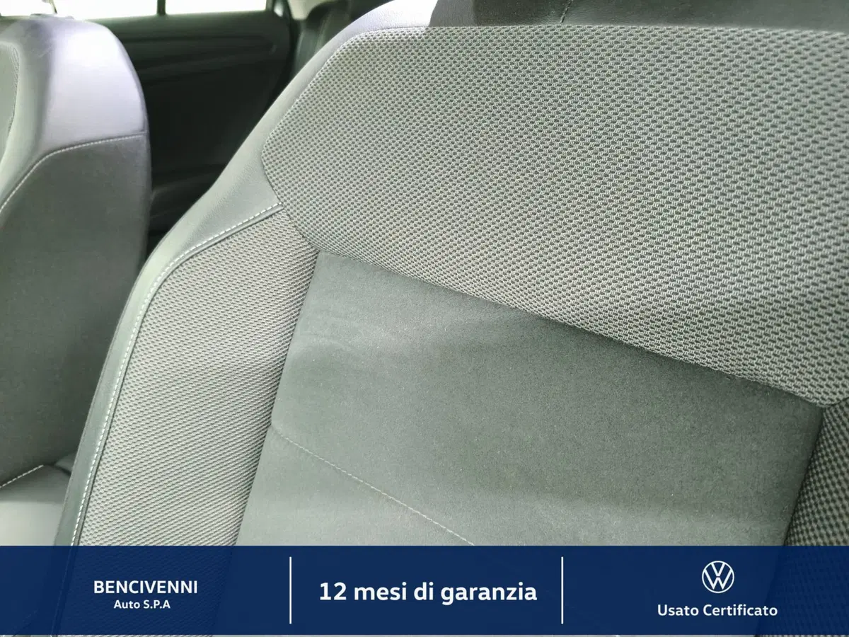 Volkswagen T-Roc usata a Catanzaro (18)