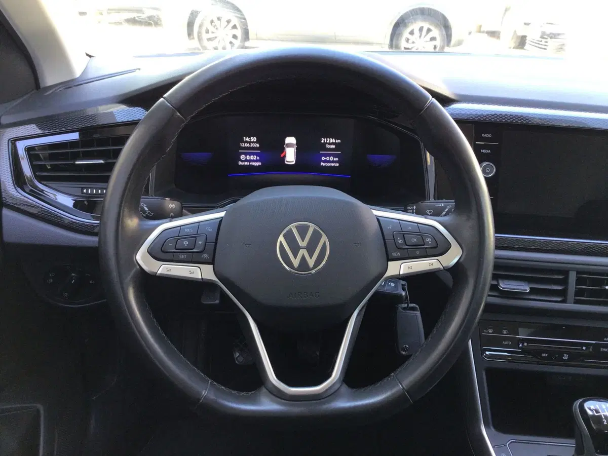 Volkswagen Taigo usata a Genova (11)