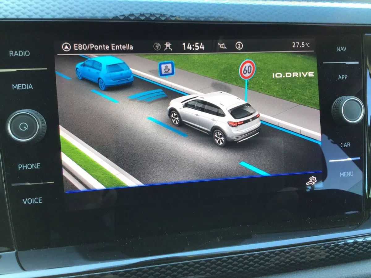 Volkswagen Taigo usata a Genova (18)