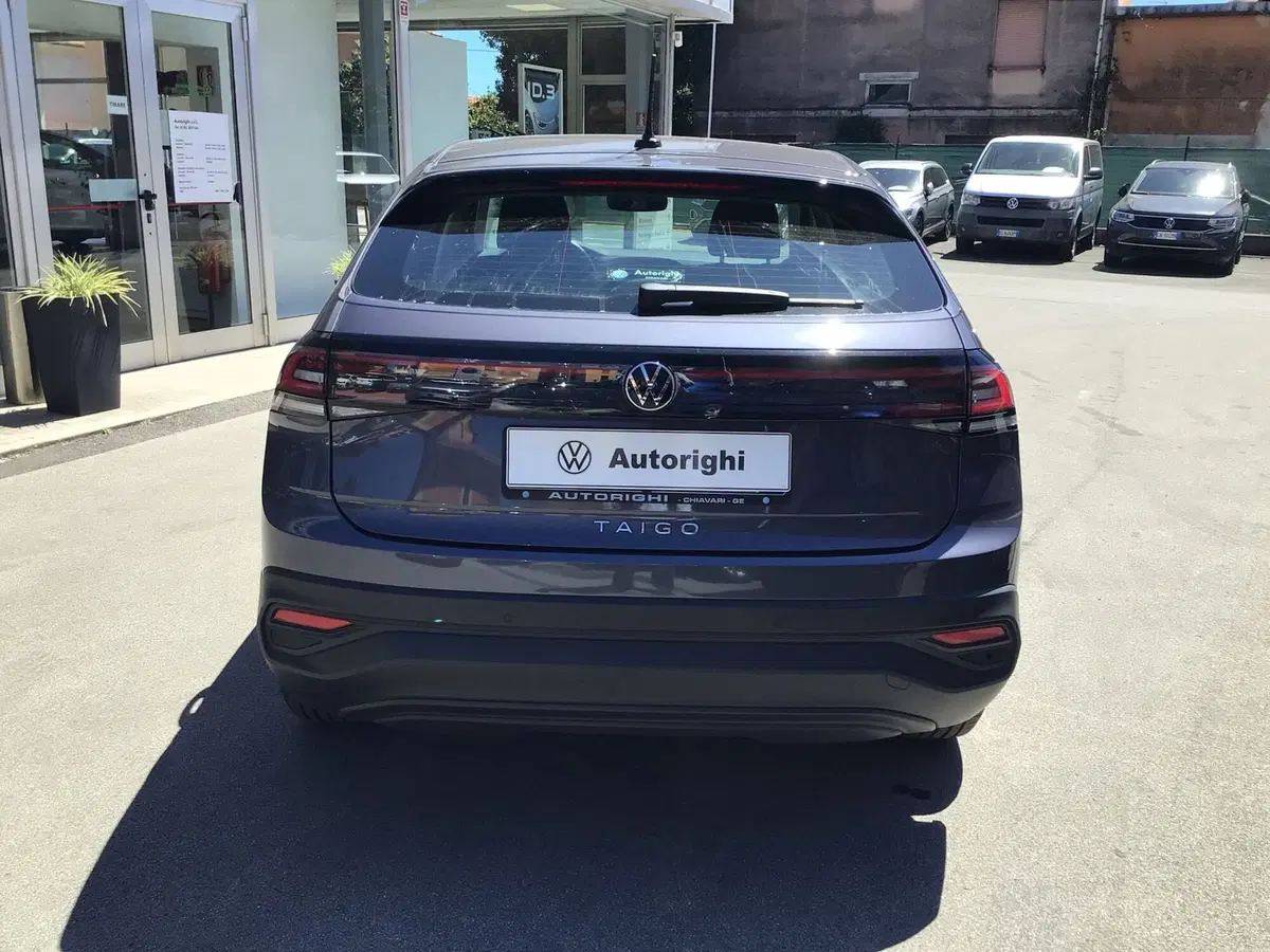 Volkswagen Taigo usata a Genova (6)