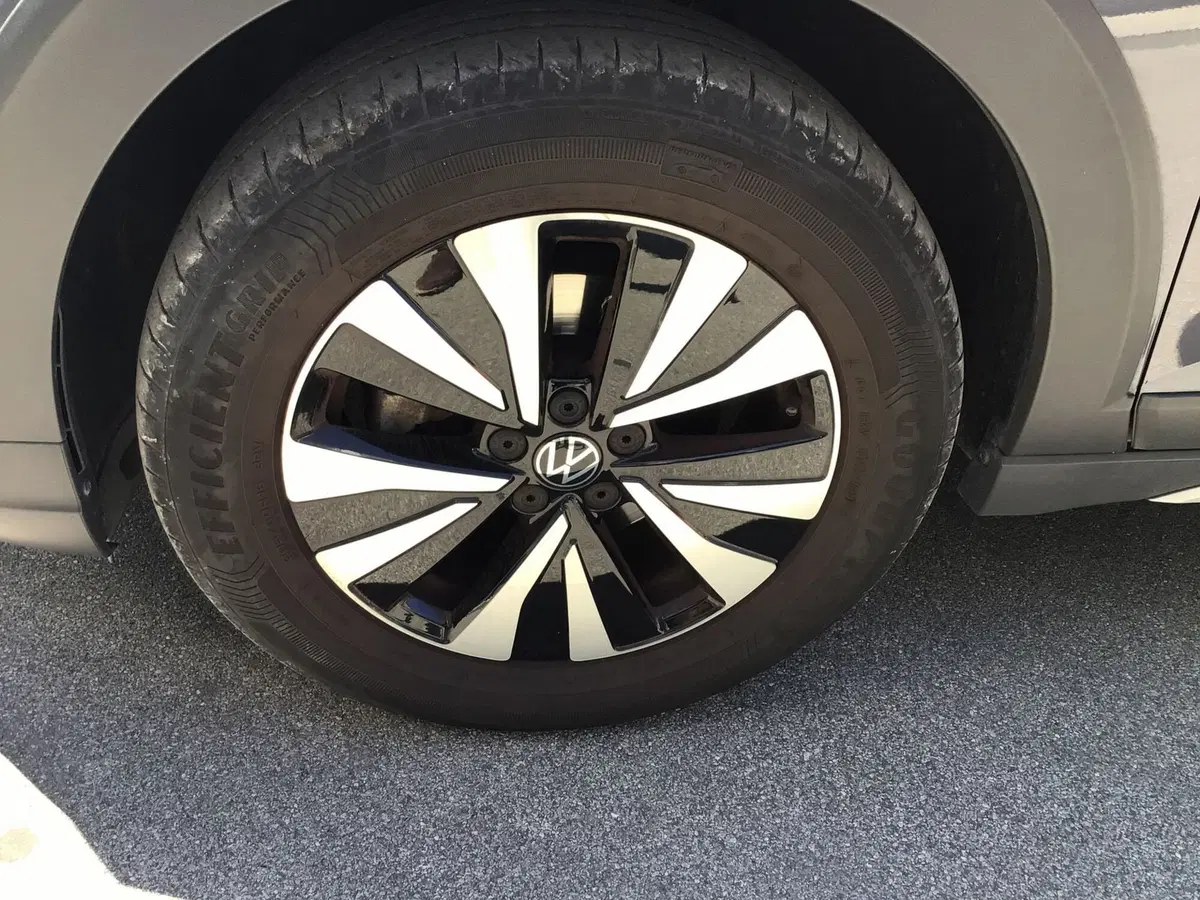Volkswagen Taigo usata a Genova (9)