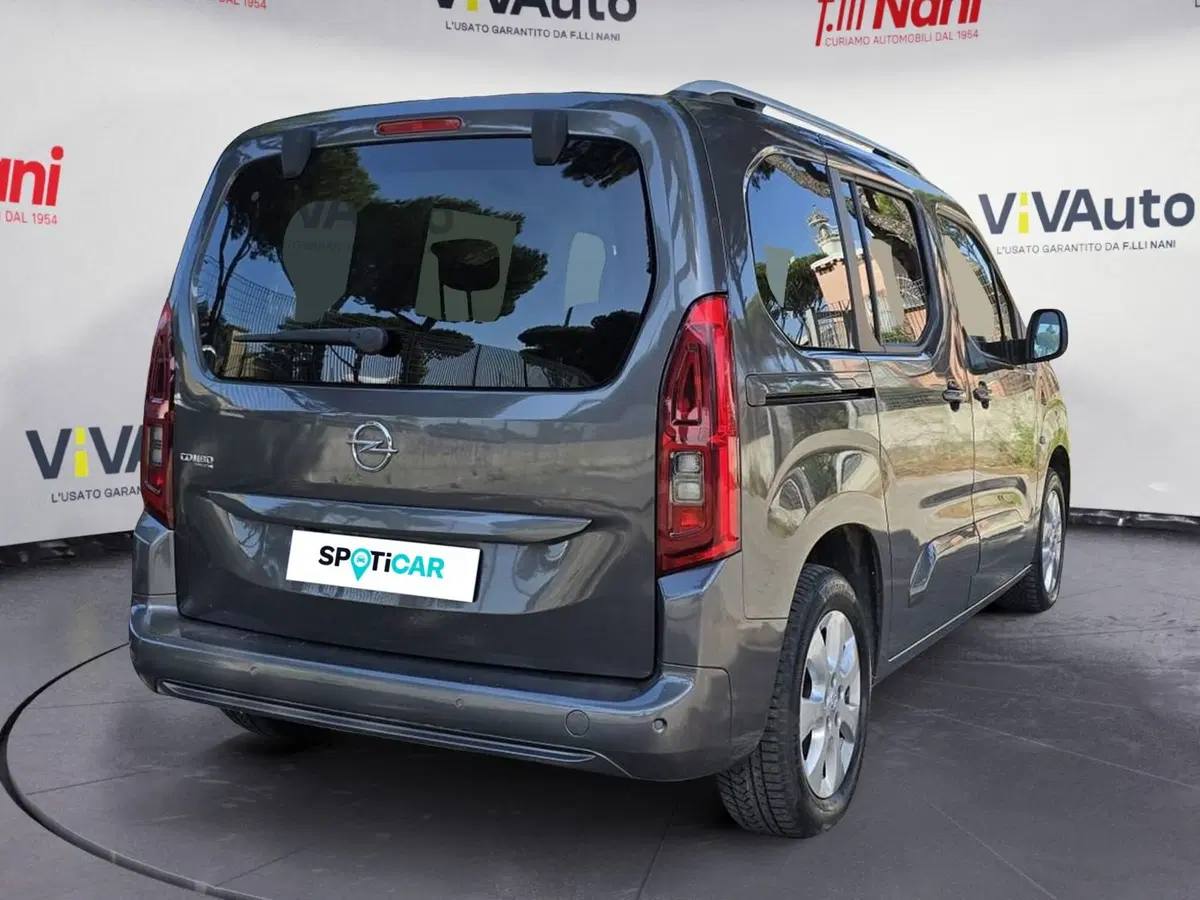Opel Combo Life usata a Massa-Carrara (2)