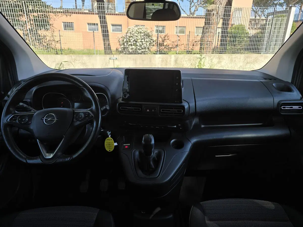Opel Combo Life usata a Massa-Carrara (4)