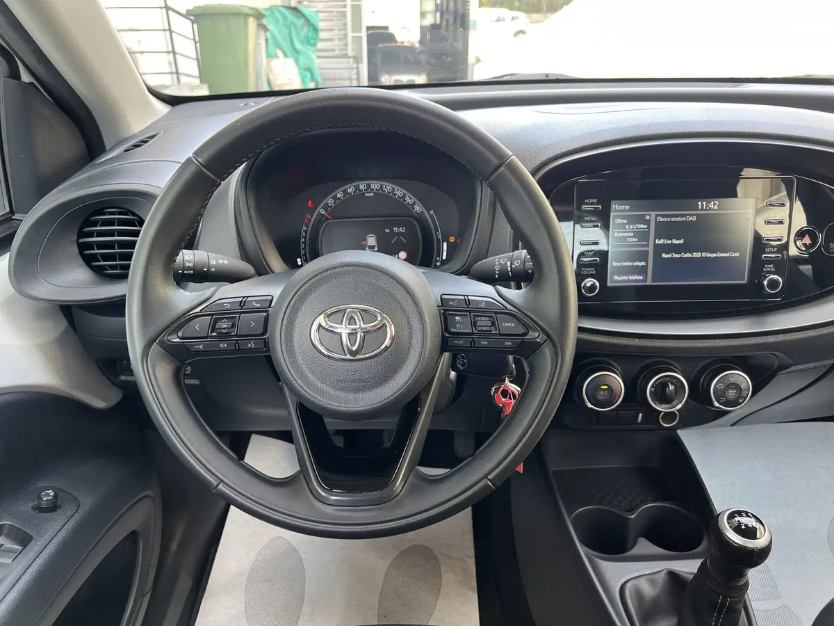 Toyota Aygo X usata a Chieti (12)