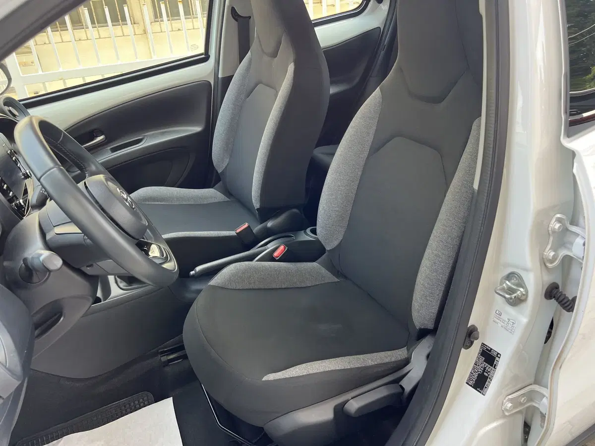 Toyota Aygo X usata a Chieti (16)